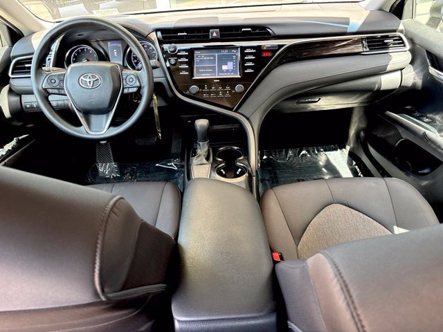 Used 2020 Toyota Camry LE w/ Carpet Mat Package FWD image 22