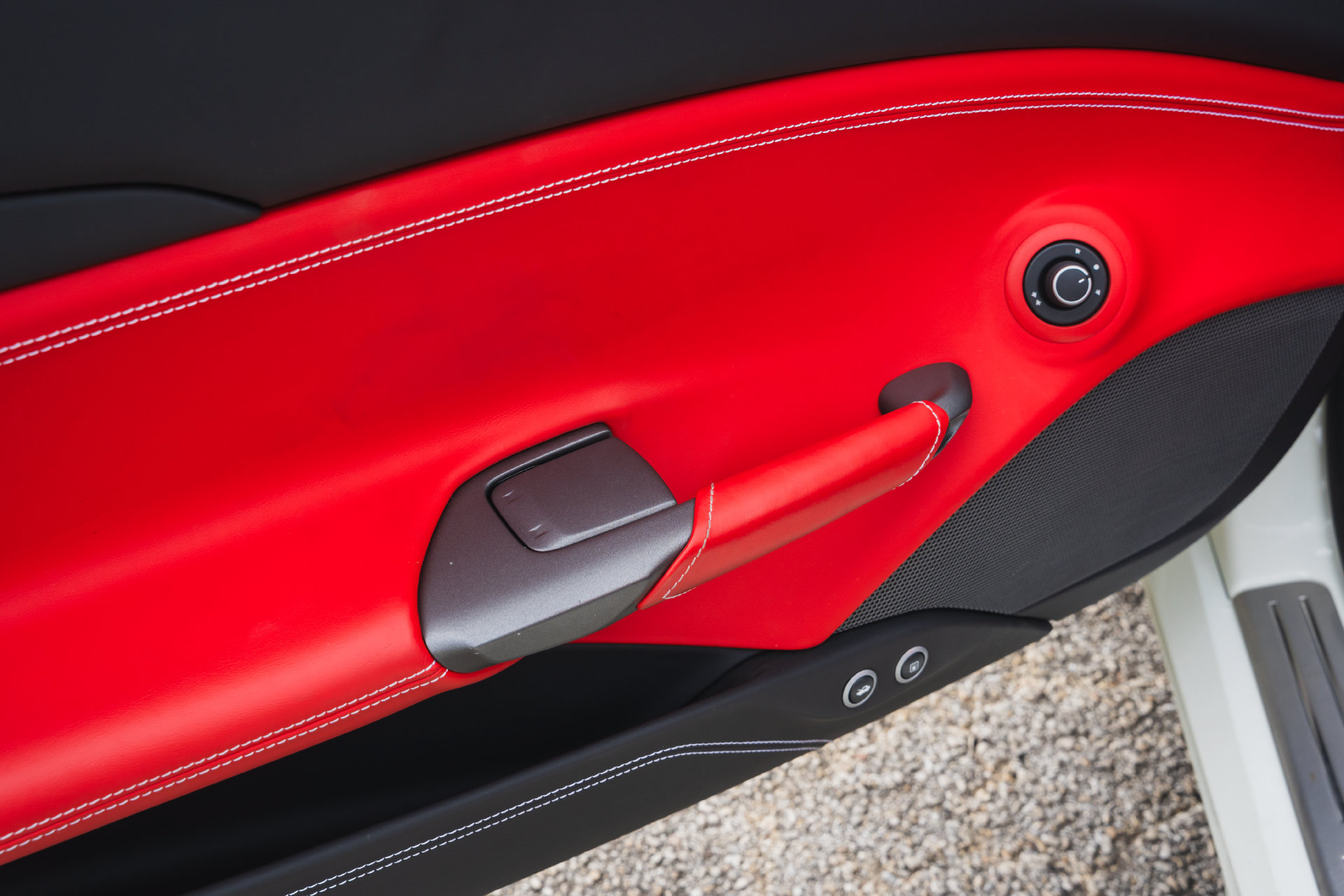 Used 2018 Ferrari 488 Spider RWD image 55