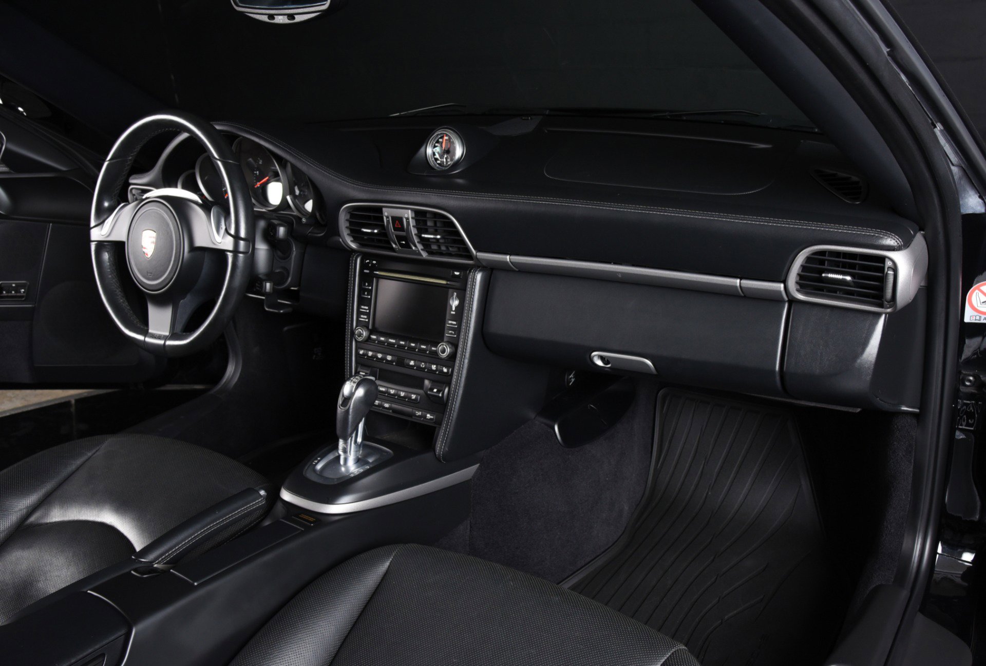 Used 2012 Porsche 911 Carrera 4 image 26