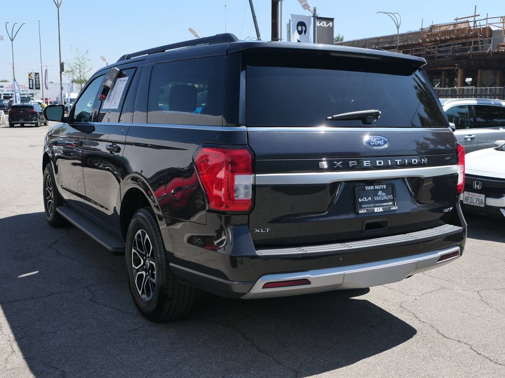 Used 2024 Ford Expedition Max XLT RWD image 5
