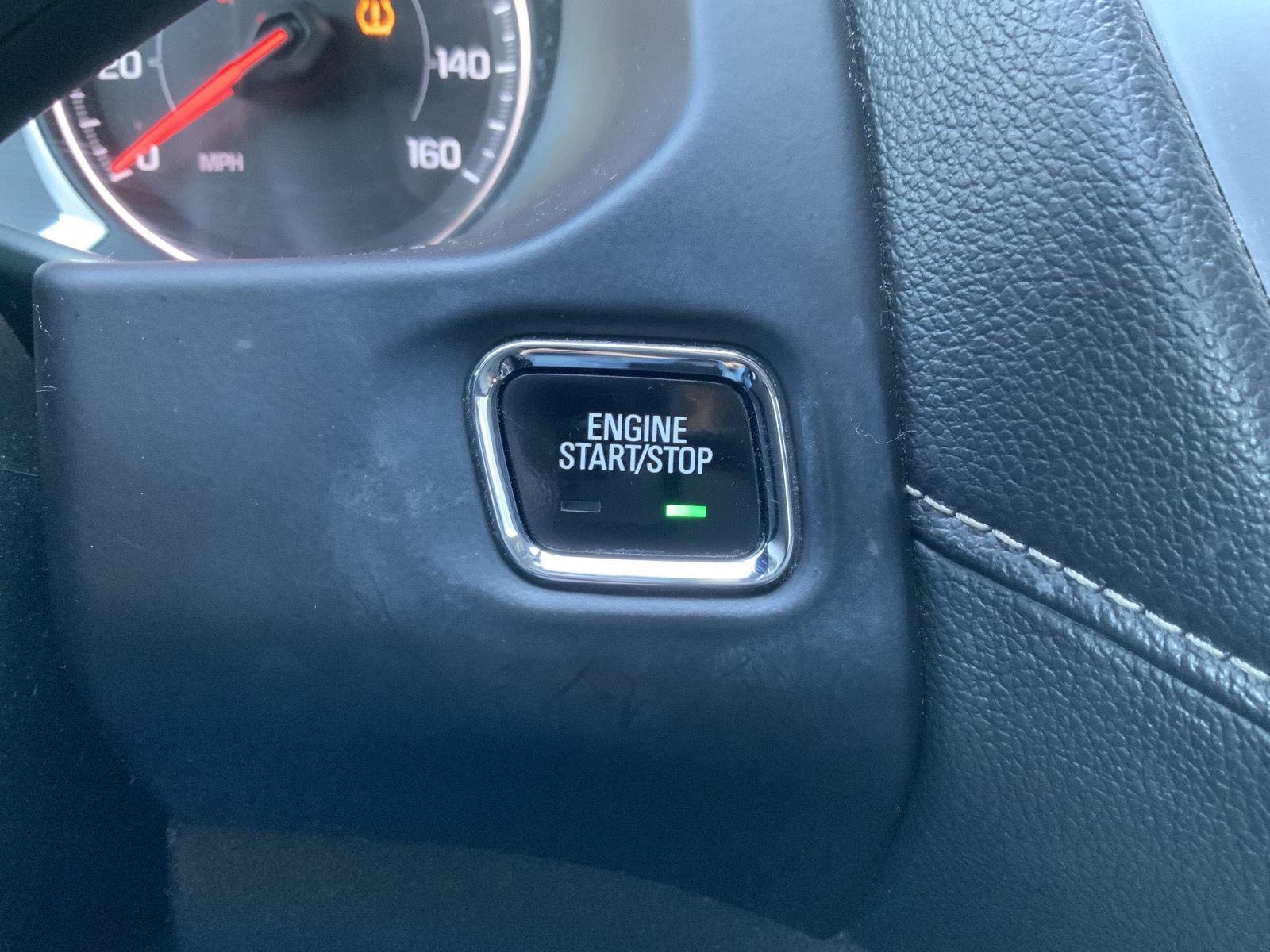 Used 2017 GMC Acadia SLT image 18