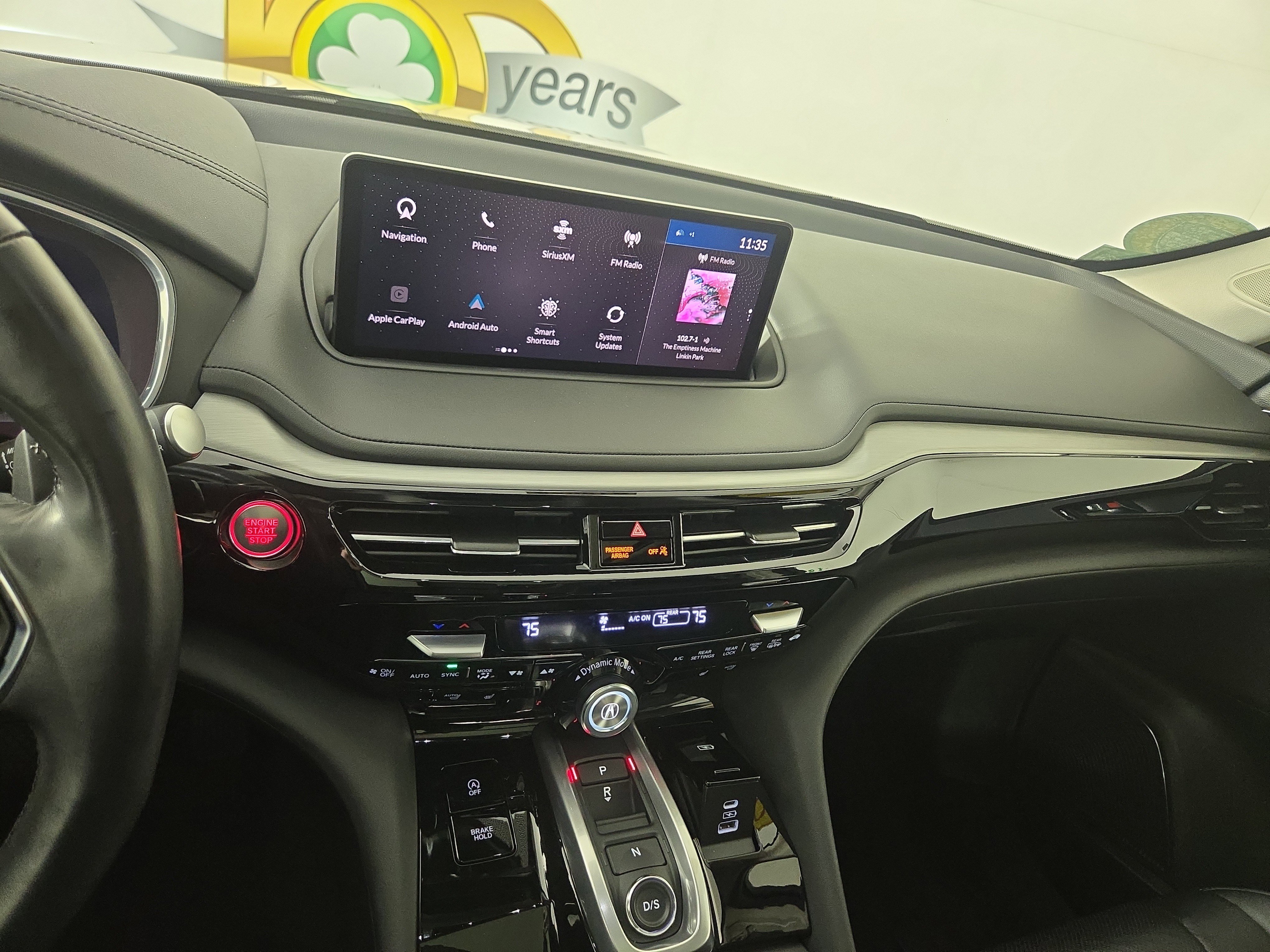 Used 2024 Acura MDX SH-AWD w/ Technology Package image 24