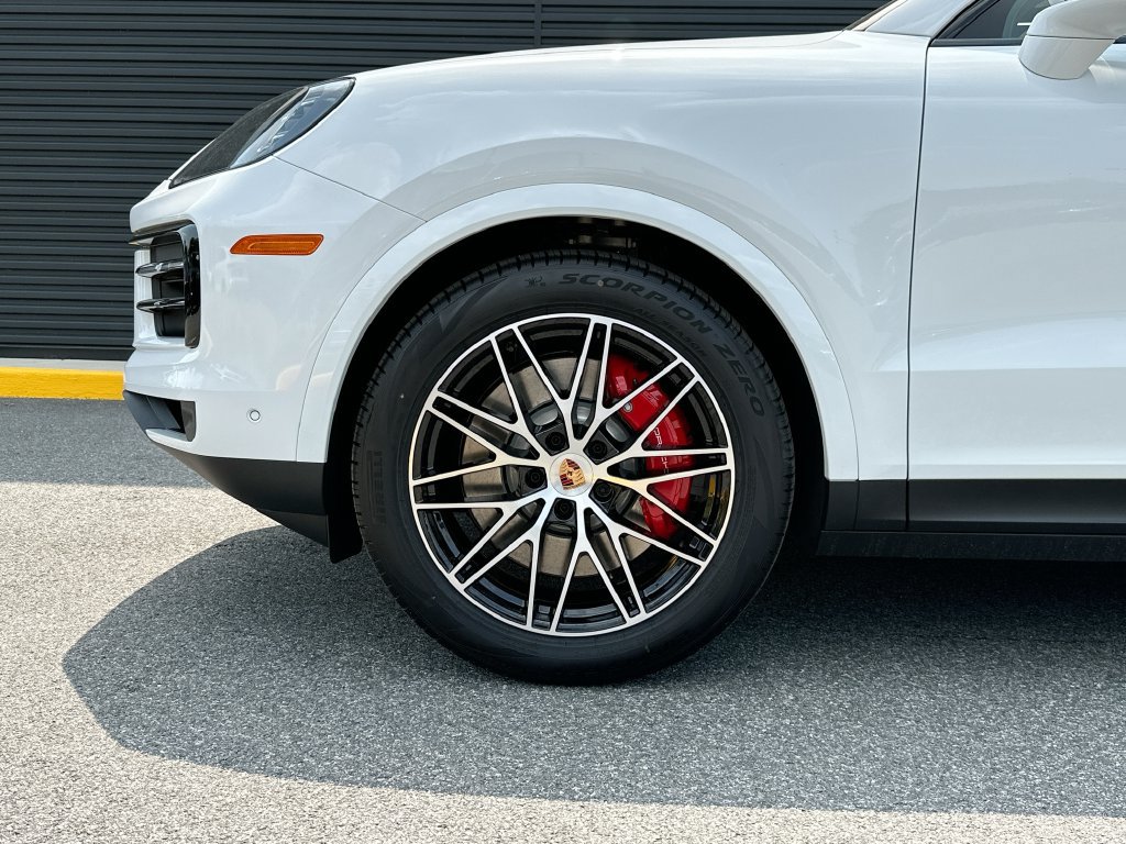 New 2026 Porsche Cayenne S AWD/4WD image 34