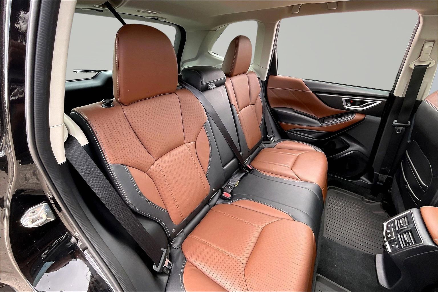 Used 2023 Subaru Forester Touring image 28