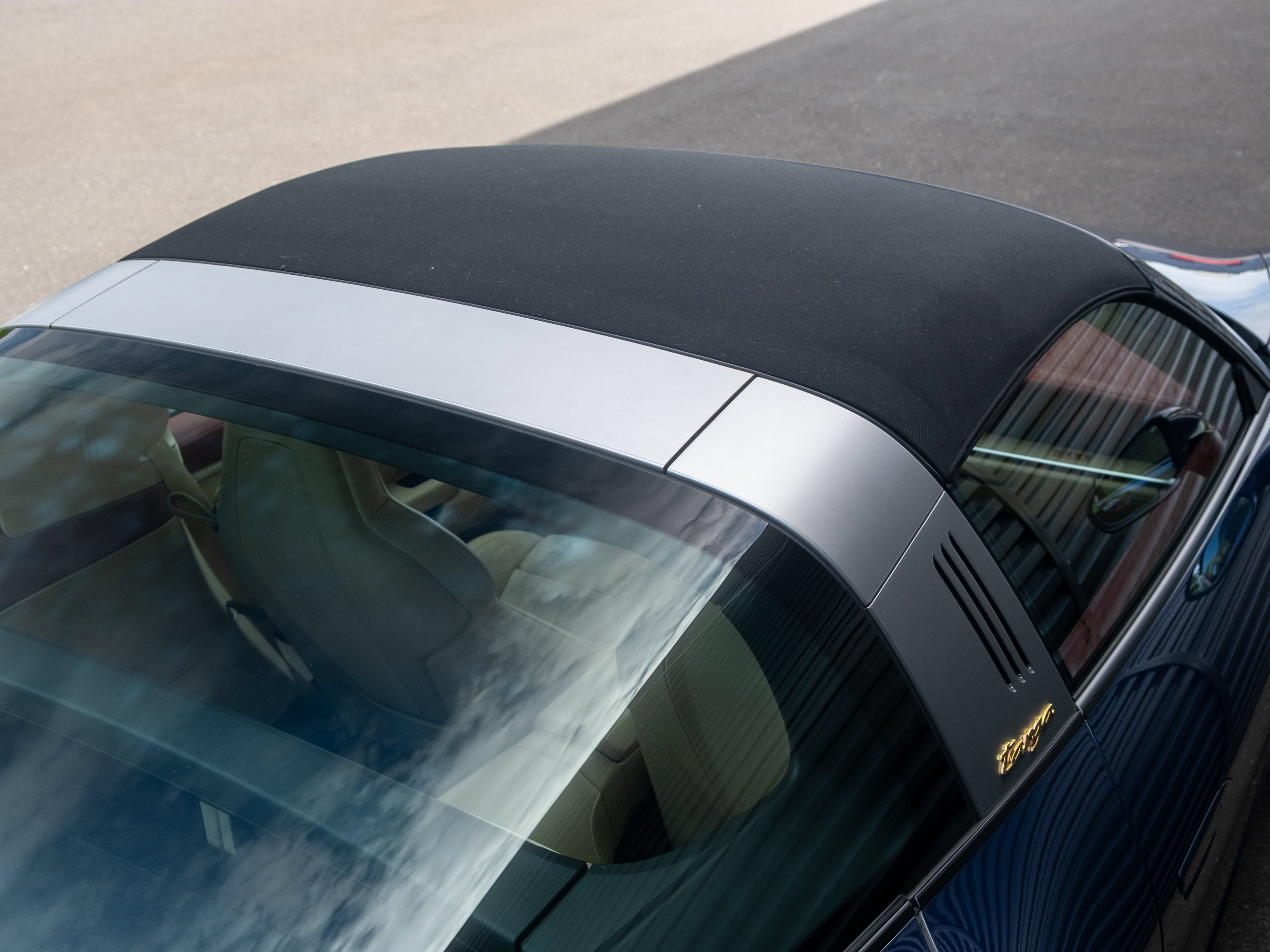 Certified 2021 Porsche 911 AWD/4WD image 32