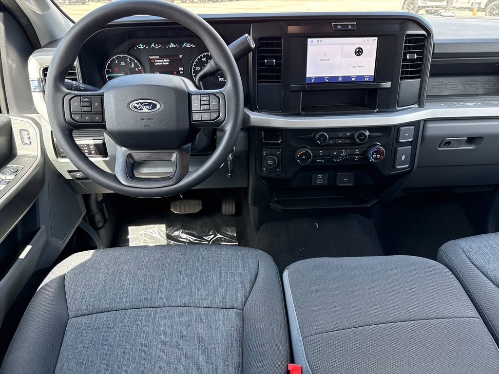 New 2026 Ford F250 4x4 Crew Cab Super Duty image 5