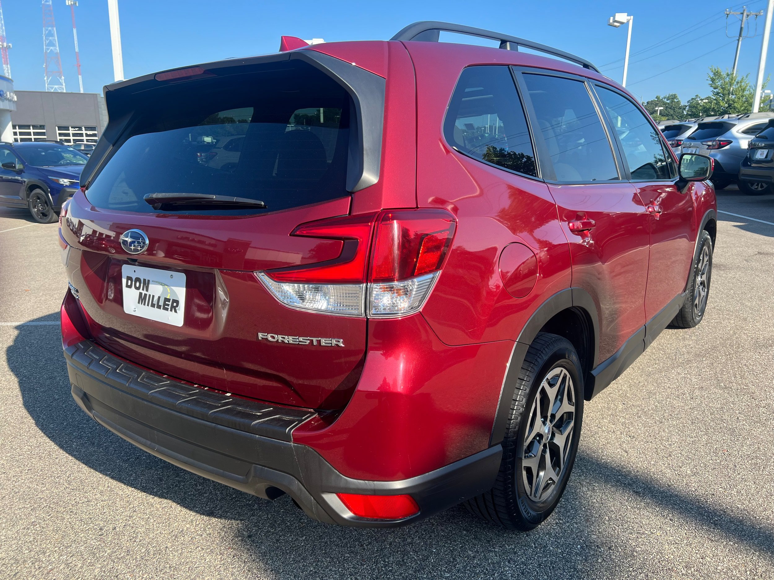 Used 2020 Subaru Forester Premium w/ Popular Package #1 AWD/4WD image 7