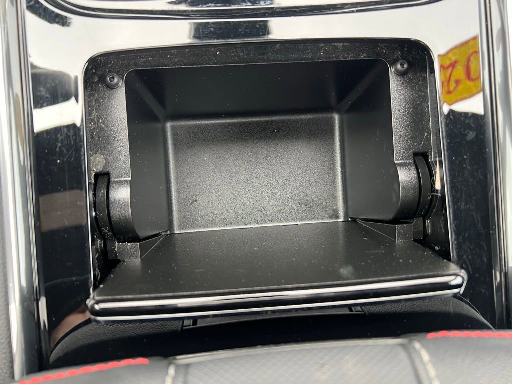 Used 2024 Chevrolet Traverse RS image 35