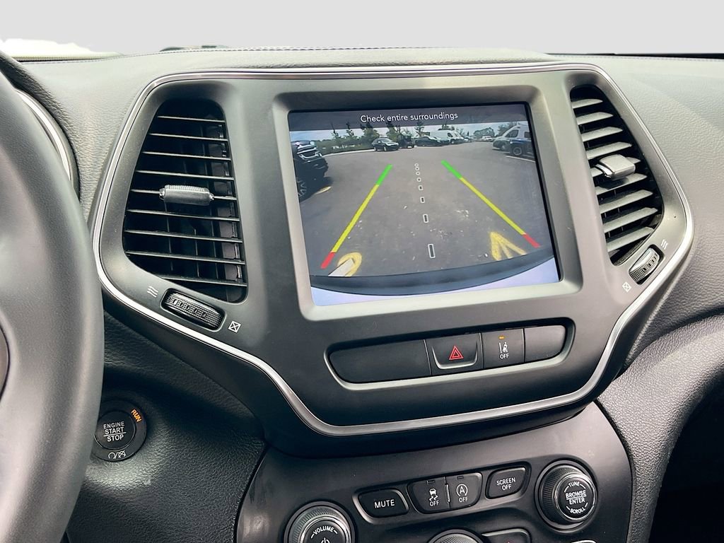 Used 2022 Jeep Cherokee Latitude Lux FWD image 13