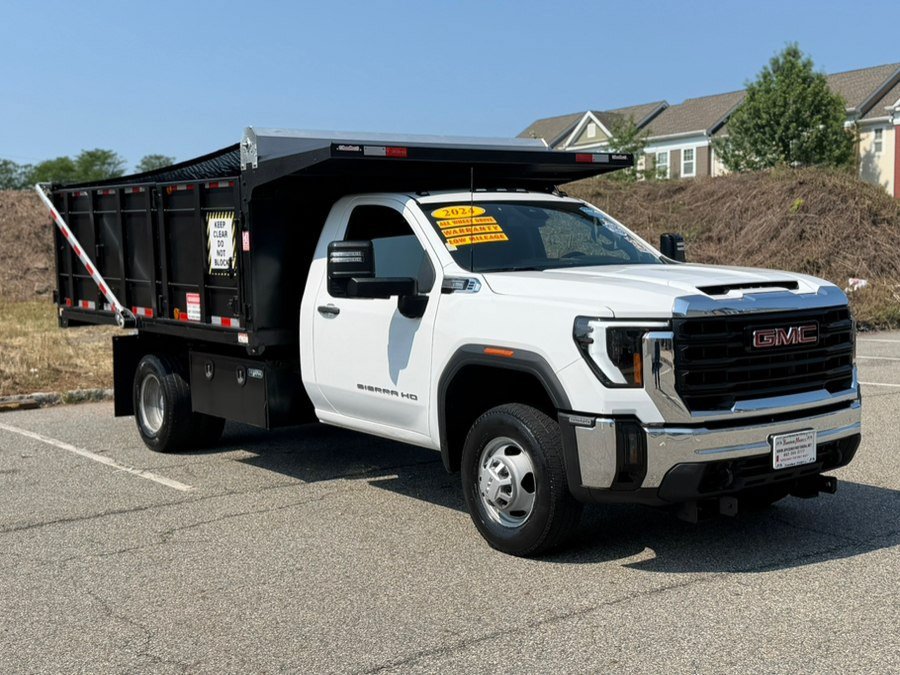 Used 2024 GMC Sierra 3500 Pro w/ Convenience Package AWD/4WD image 3