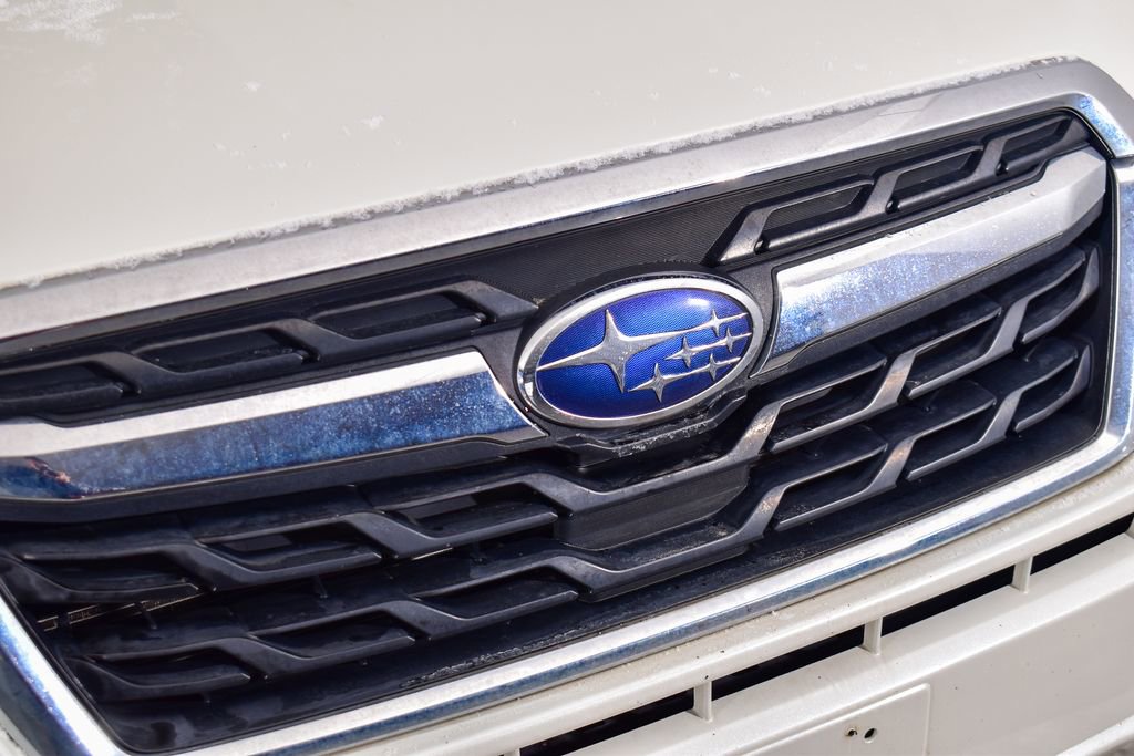 Used 2018 Subaru Forester 2.5i Touring w/ Popular Package #2 image 9