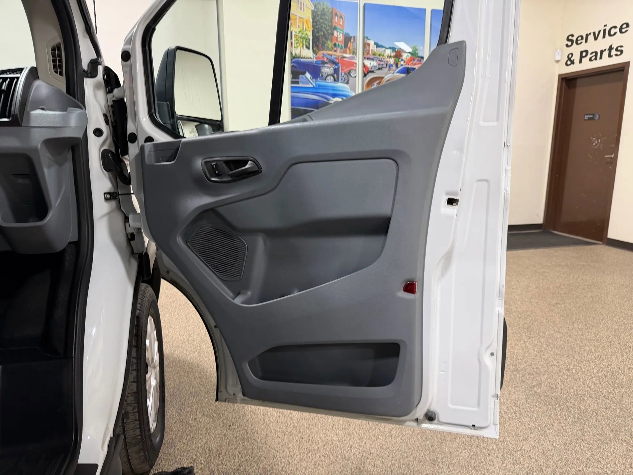 Used 2015 Ford Transit 250 148 Medium Roof w/ Exterior Upgrade Package RWD image 25