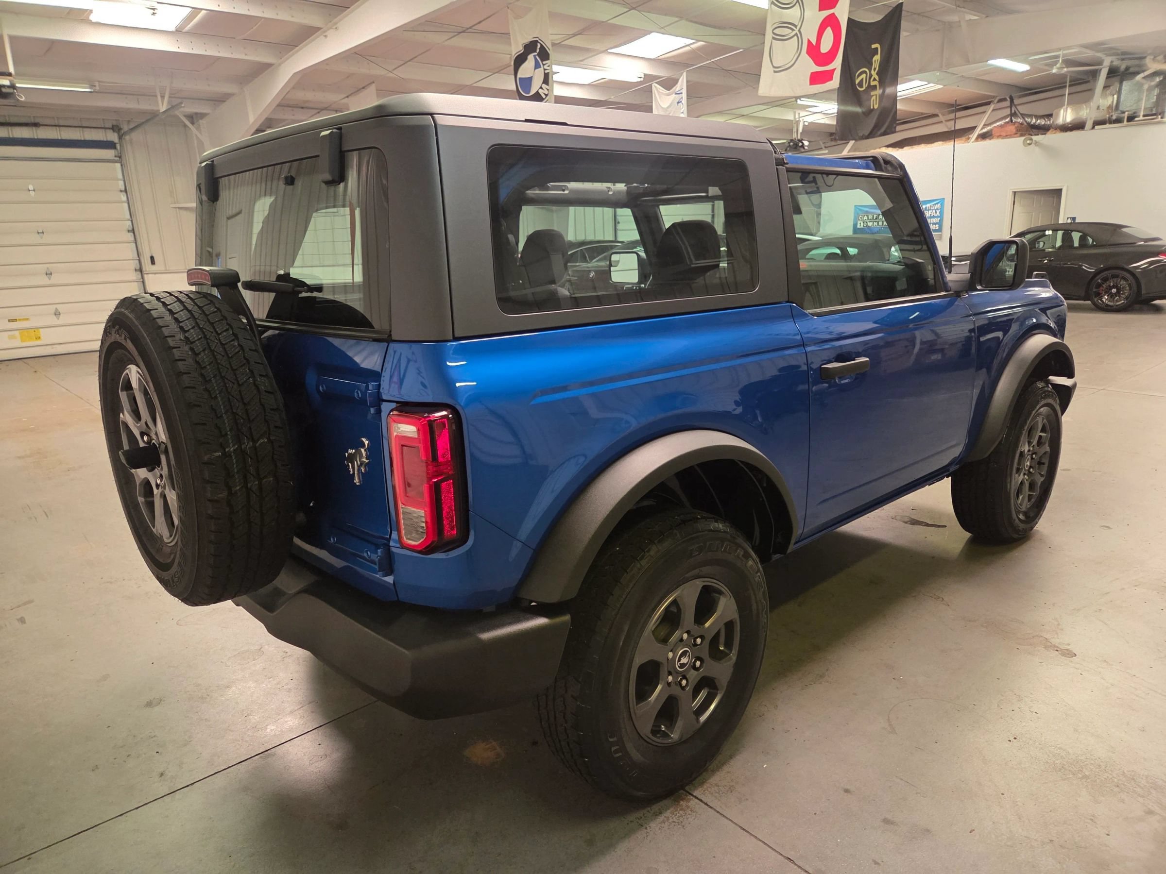 Used 2021 Ford Bronco 2-Door AWD/4WD image 8