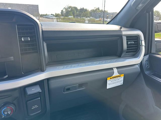 New 2026 Ford F550 4x4 Crew Cab image 24
