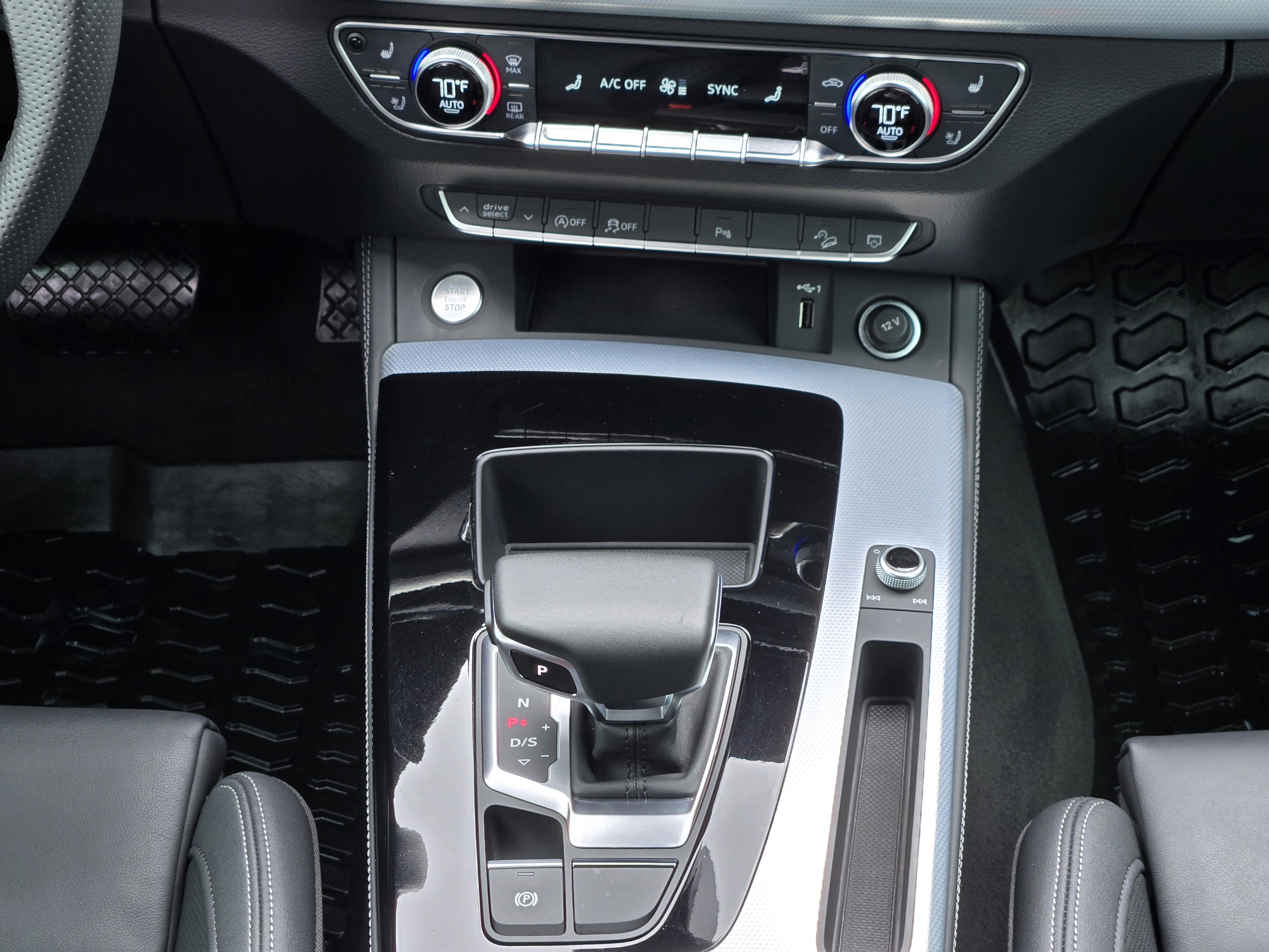 Used 2024 Audi Q5 2.0T Premium Plus w/ Premium Plus Package image 26