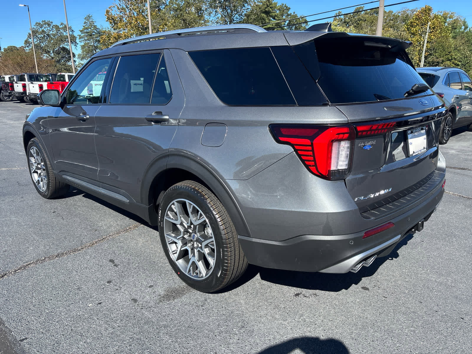 New 2025 Ford Explorer Platinum image 3