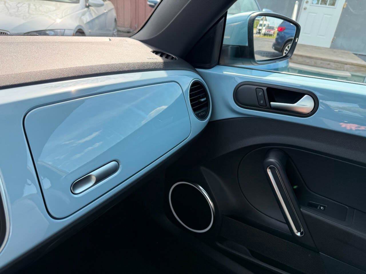 Used 2014 Volkswagen Beetle 2.5 image 30