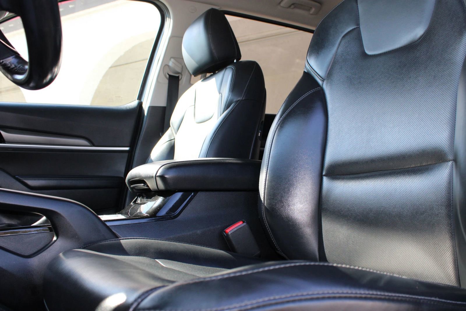 Used 2021 Kia Telluride LX FWD image 18