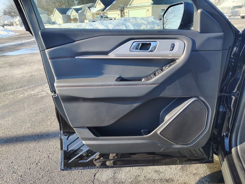 New 2026 Ford Explorer Active w/ Active Comfort Package image 11