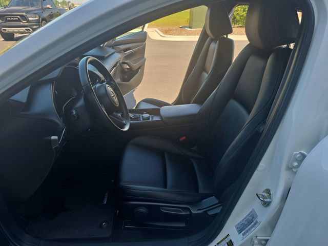 Used 2023 Hyundai Venue SEL w/ Cargo Package FWD image 10