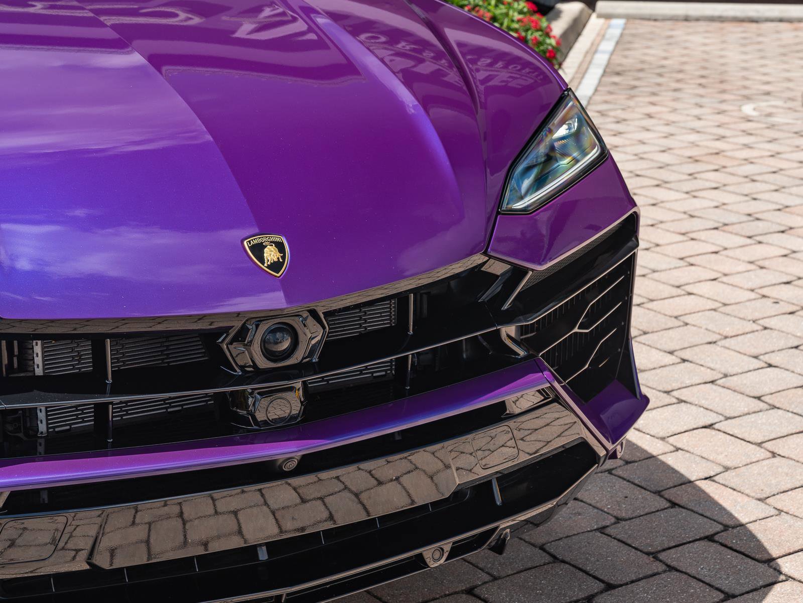 Used 2025 Lamborghini Urus SE image 17