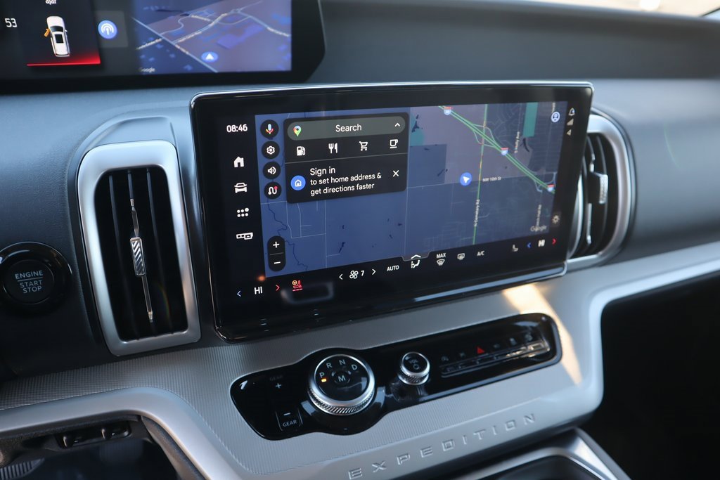 New 2025 Ford Expedition Active image 7