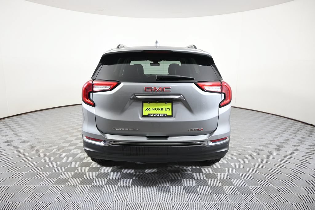 Used 2023 GMC Terrain AT4 w/ Tech Package AWD/4WD image 5