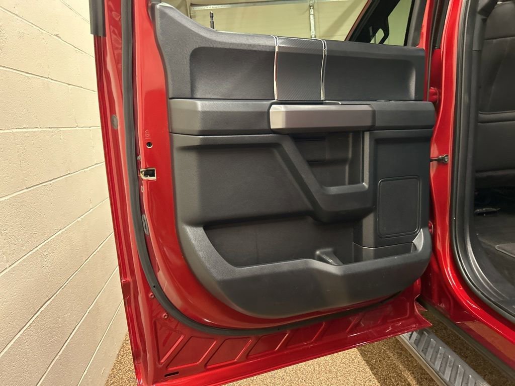 Used 2019 Ford F150 XLT w/ Equipment Group 302A Luxury AWD/4WD image 15