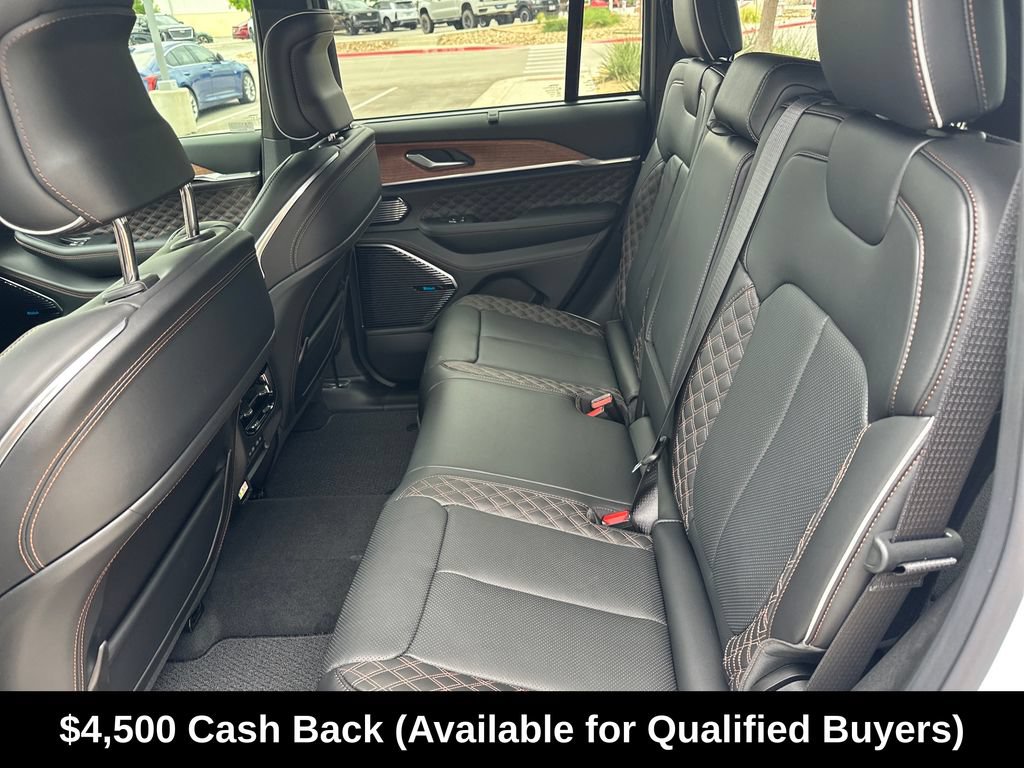 New 2026 Jeep Grand Cherokee Summit w/ Obsidian Package AWD/4WD image 33