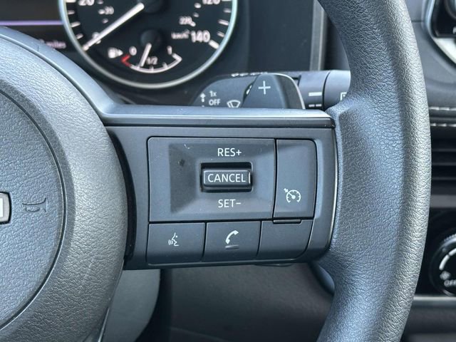 Used 2023 Nissan Rogue S image 21