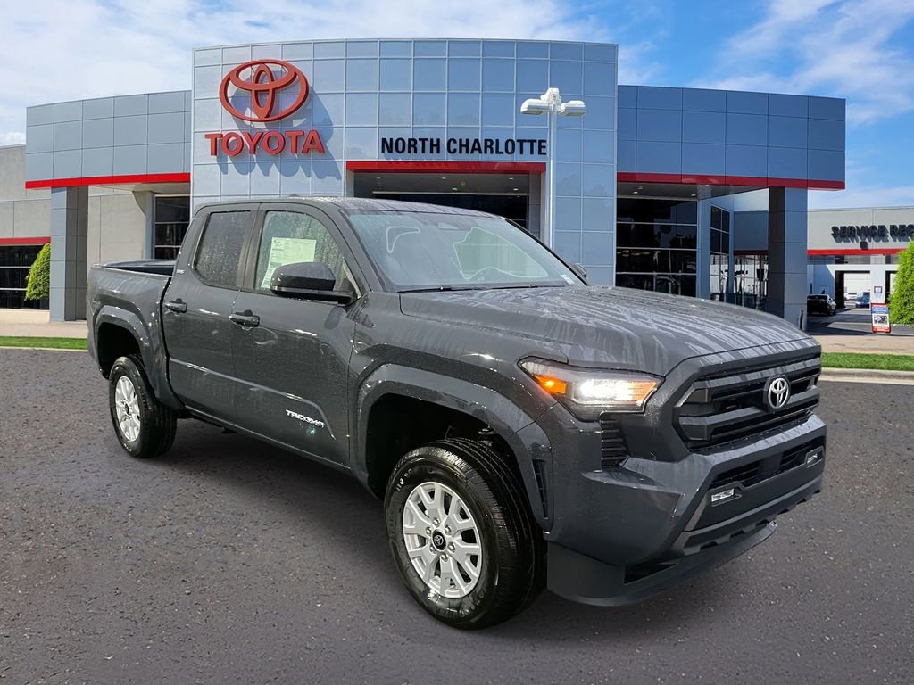 New 2025 Toyota Tacoma SR5