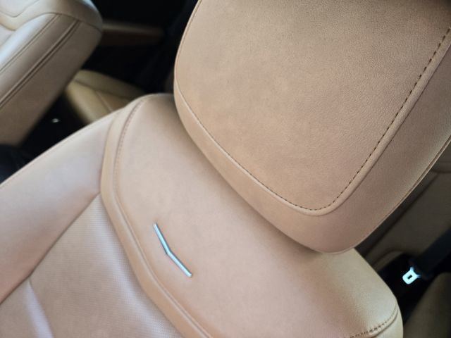 Used 2023 Cadillac XT5 Premium Luxury w/ Technology Package image 22