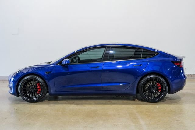Used 2022 Tesla Model 3 Performance image 4