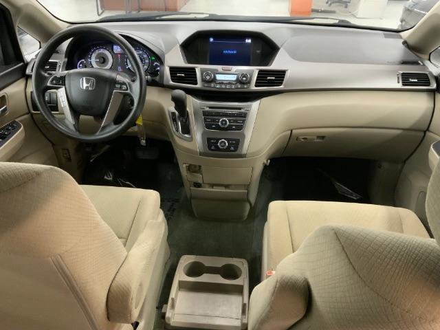 Used 2016 Honda Odyssey LX image 8