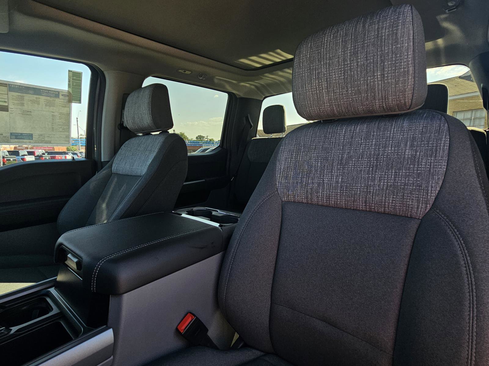 New 2026 Ford F350 XLT w/ FX4 Off-Road Package image 23