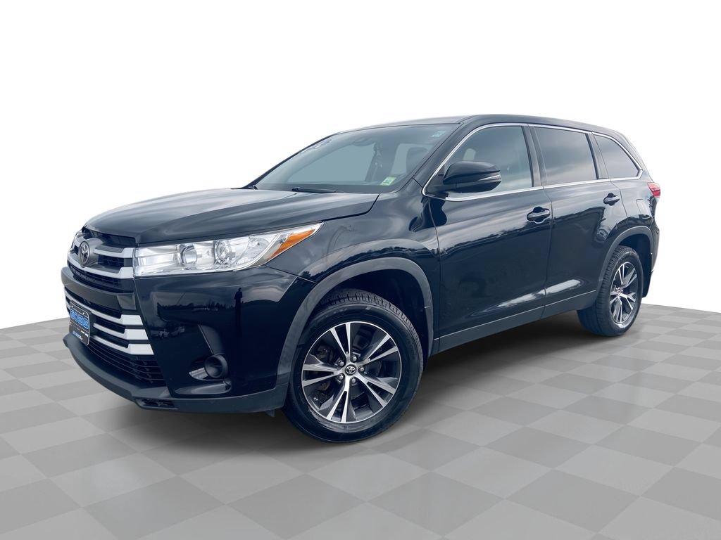 Used 2019 Toyota Highlander LE