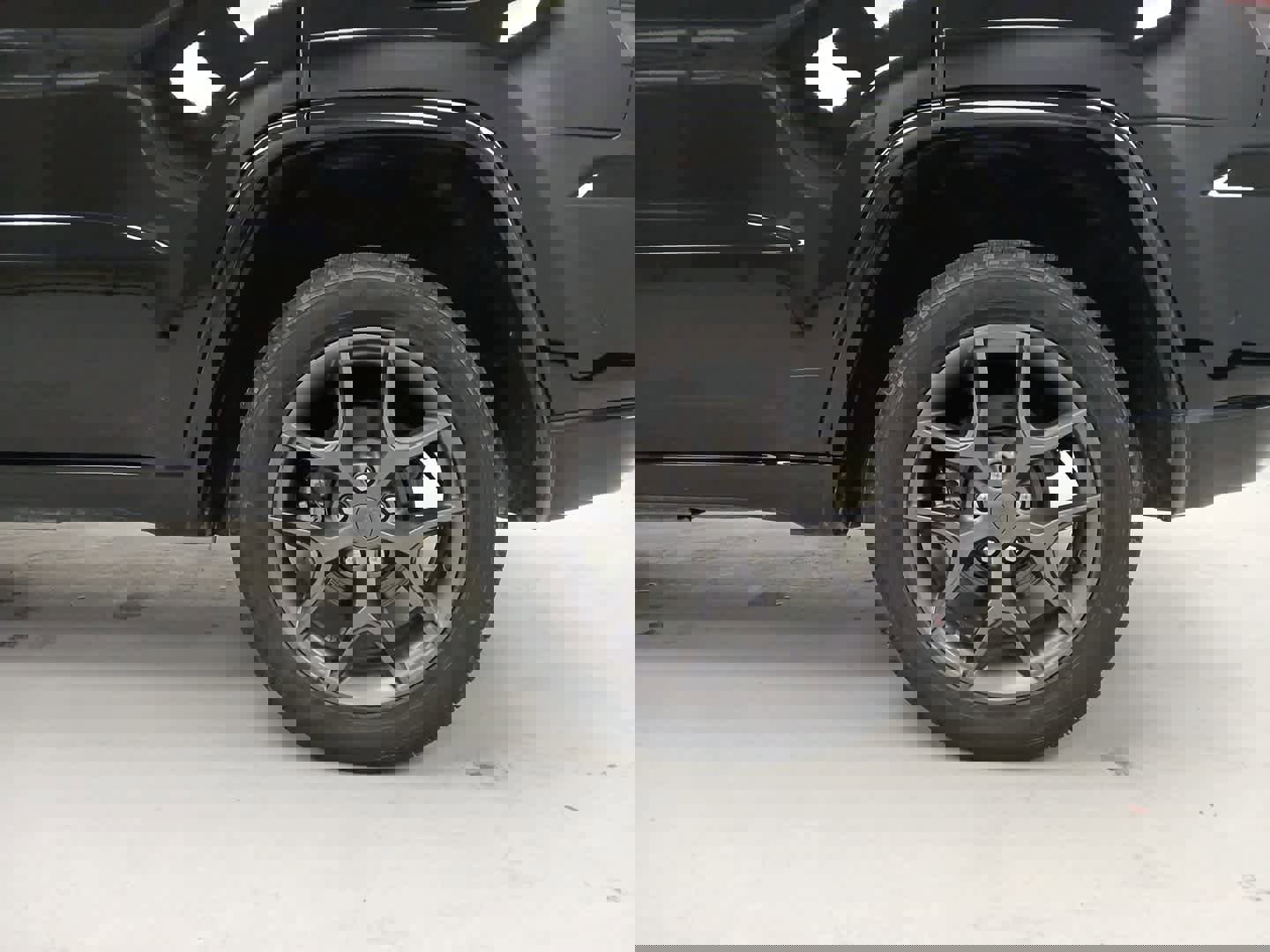 Used 2021 Jeep Grand Cherokee Limited w/ Quick Order Package 28K 80th image 15