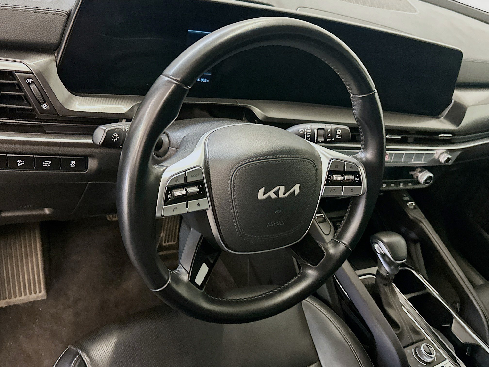 Used 2025 Kia Telluride S AWD/4WD image 18