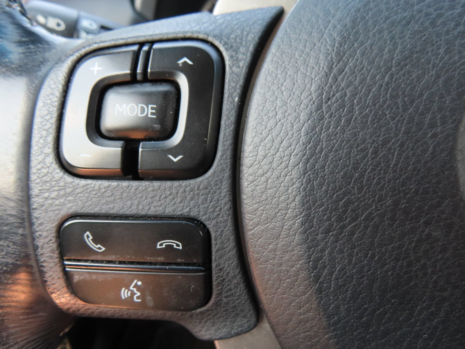 Used 2016 Lexus NX 200t AWD w/ Premium Package image 19