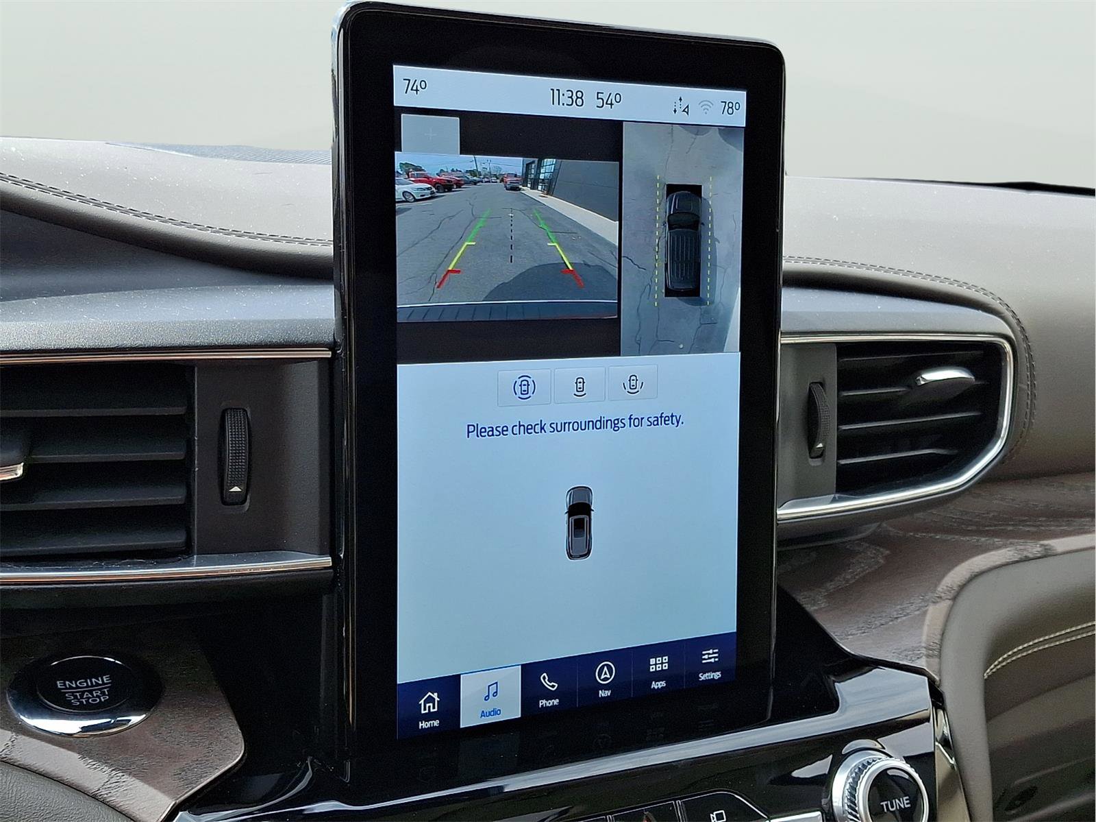 Used 2022 Ford Explorer Platinum w/ Equipment Group 601A image 25