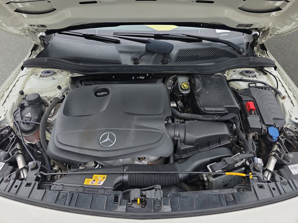 Used 2017 Mercedes-Benz GLA 250 image 34