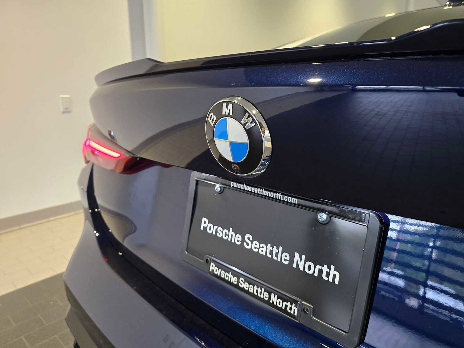 Used 2024 BMW M4 Coupe w/ Executive Package image 33