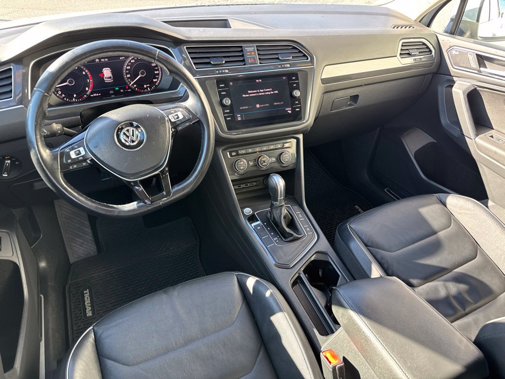 Used 2018 Volkswagen Tiguan SEL Premium FWD image 17