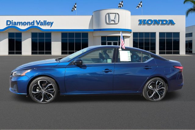 Used 2023 Nissan Altima 2.5 SR image 4