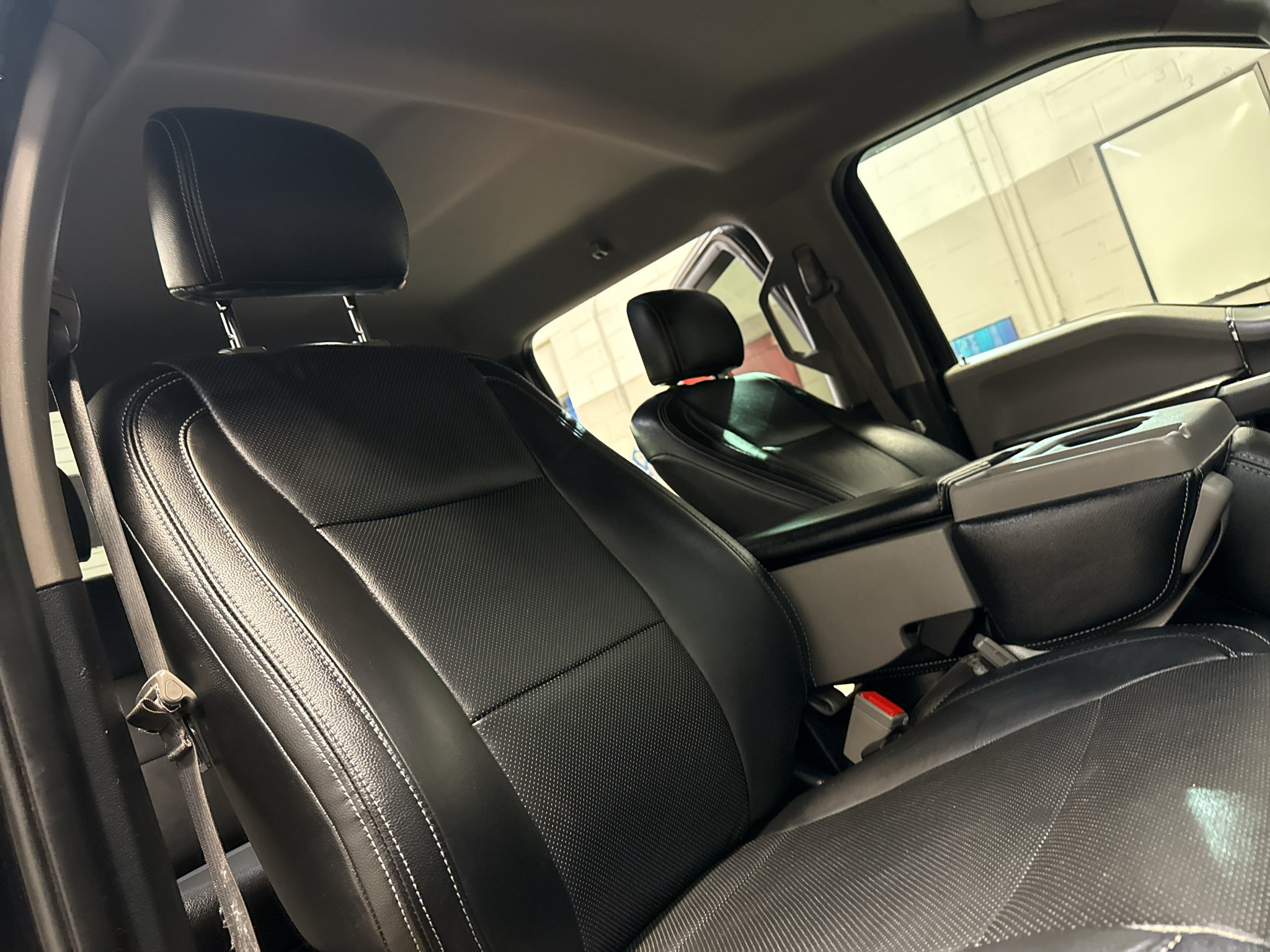 Used 2019 Ford F150 XLT w/ Equipment Group 302A Luxury AWD/4WD image 22