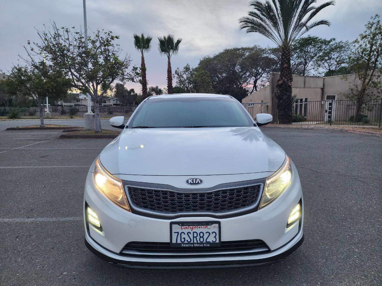 Used 2014 Kia Optima EX image 3