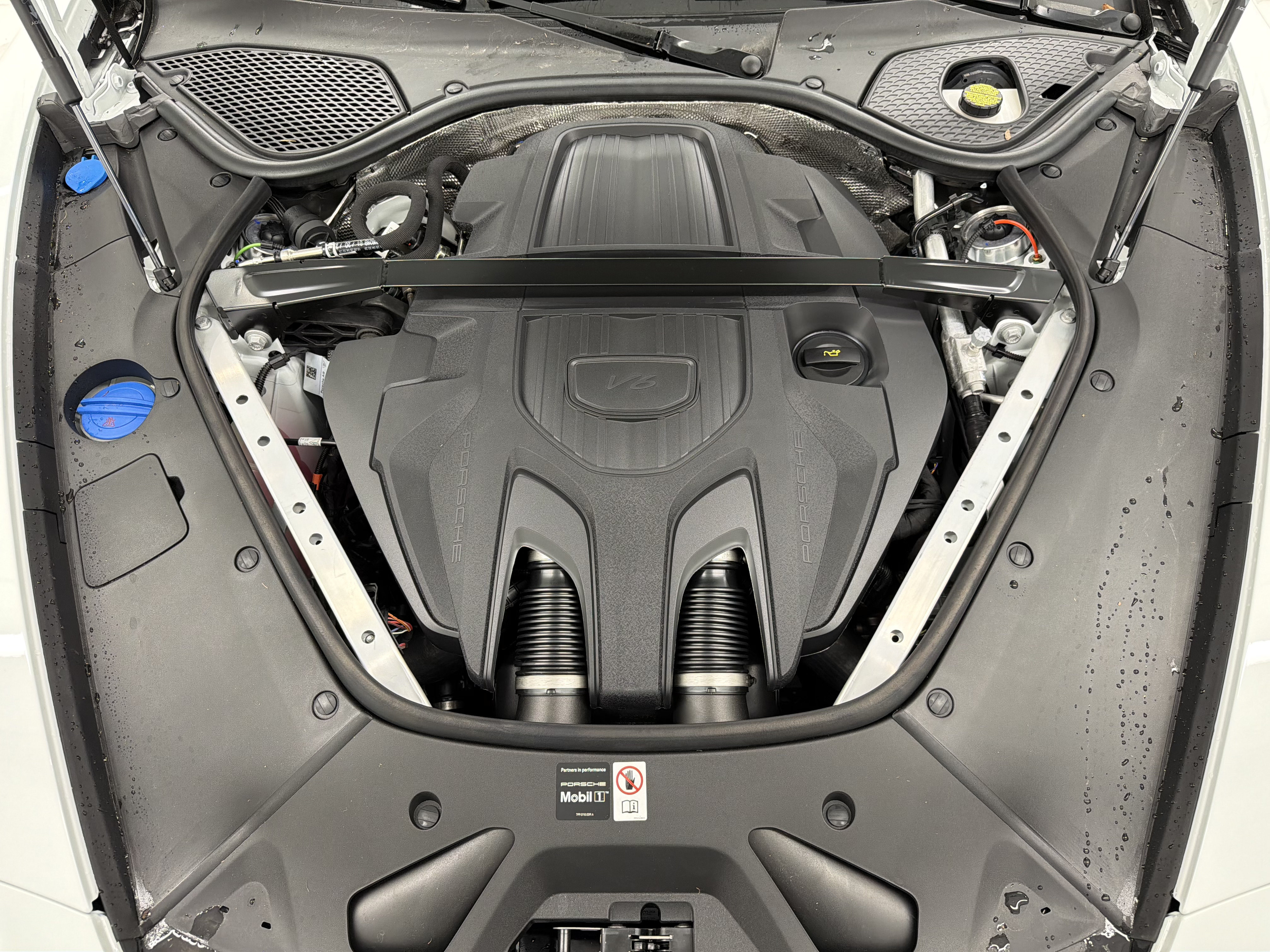 New 2026 Porsche Panamera image 58