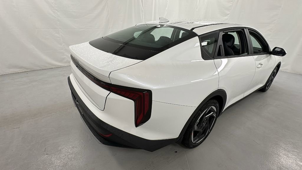 New 2025 Kia K4 EX image 3