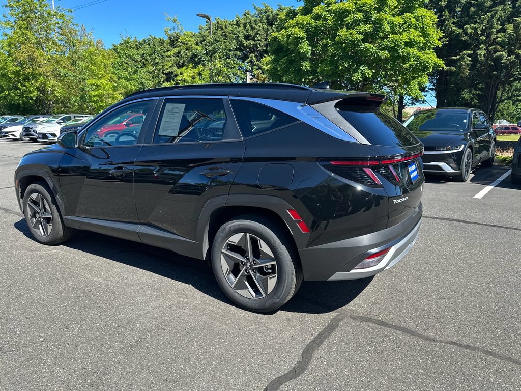 Used 2025 Hyundai Tucson SEL AWD/4WD image 4
