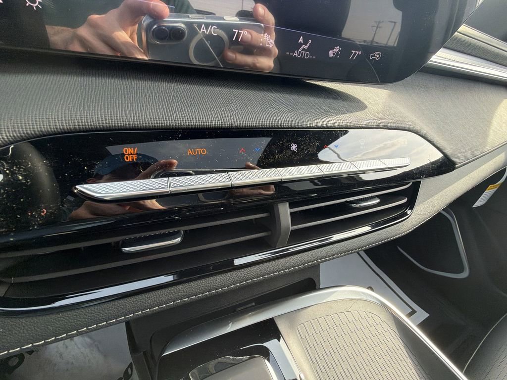 New 2026 Buick Enclave Sport Touring w/ Power Package image 18